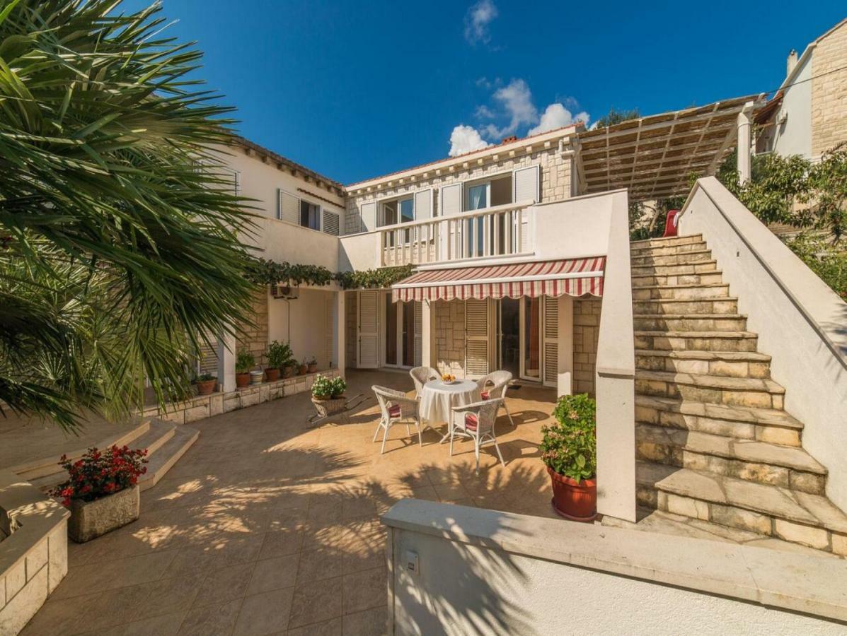 Apartments Villa Diha Корчула Экстерьер фото